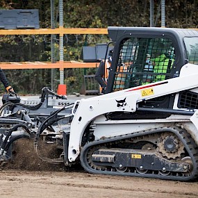 Клиенты Doosan и Bobcat в ожидании «Демонстрационных Дней»